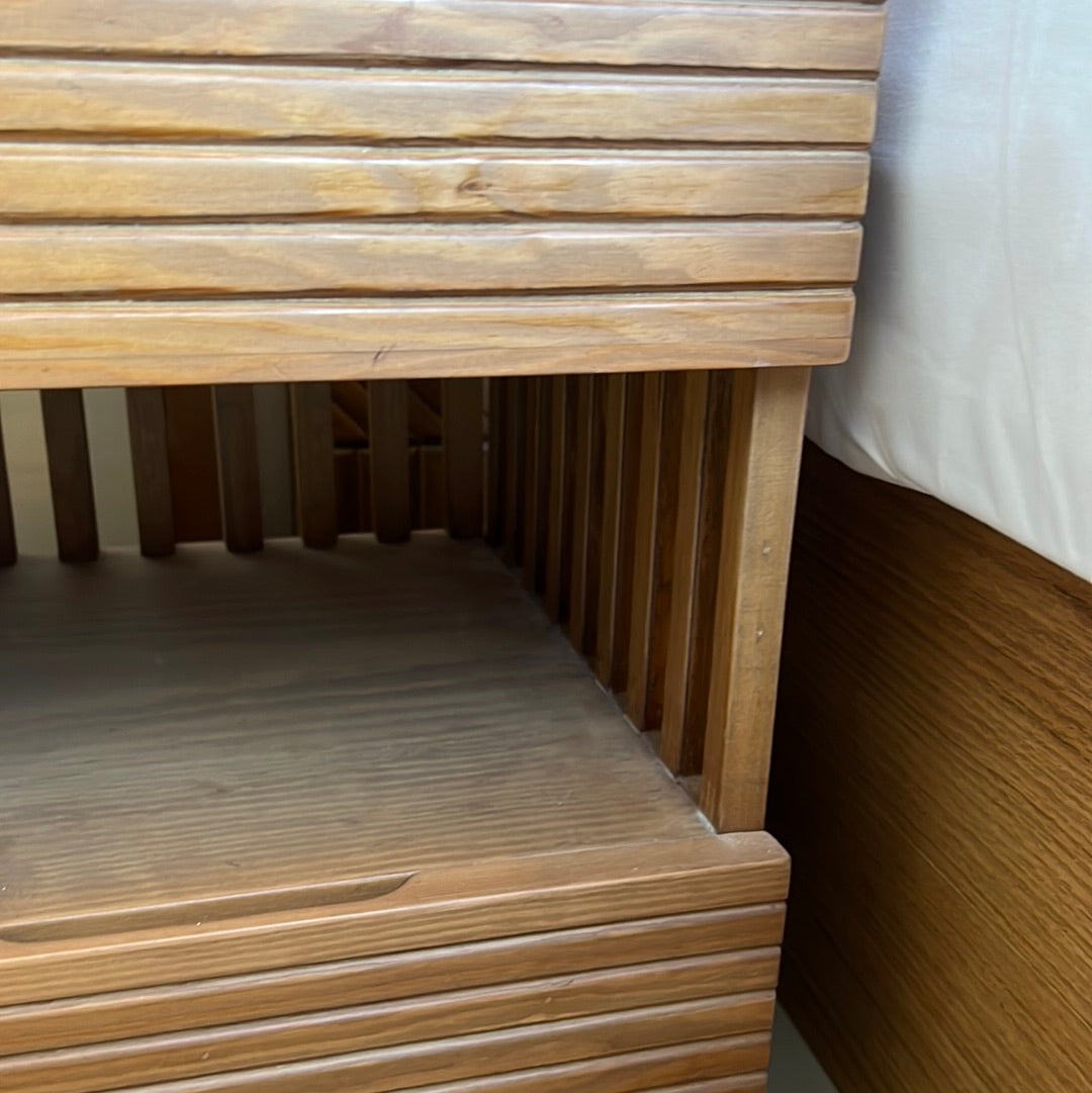Clay Commode