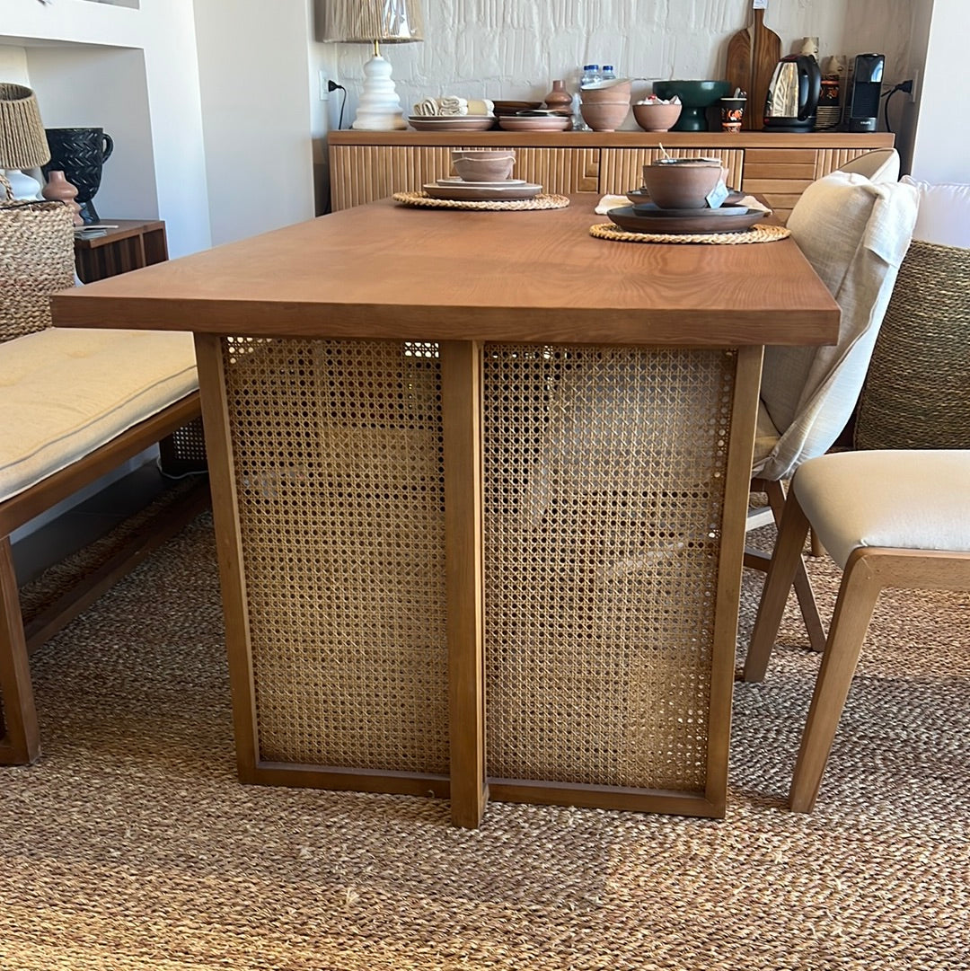 Sahara Dining Table