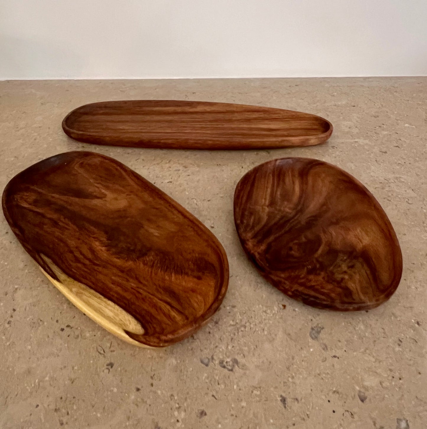 Kalad Wood Plates